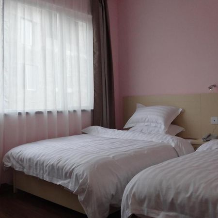 Guilin 68° Hotel North Railway Station Branch Exterior foto